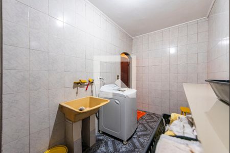 Casa à venda com 148m², 3 quartos e 2 vagas Casa à venda com 148m², 3 quartos e 2 vagasÁrea de Serviço