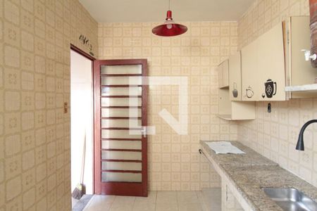 Casa para alugar com 120m², 3 quartos e 3 vagasCozinha
