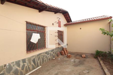 Casa para alugar com 120m², 3 quartos e 3 vagasQuintal