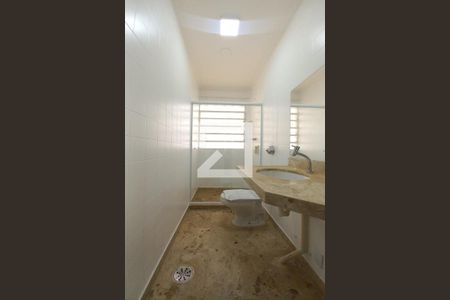 Apartamento à venda com 122m², 3 quartos e sem vagaBanheiro