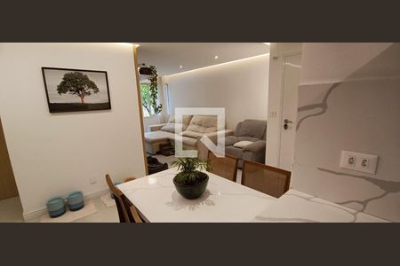 Apartamento à venda com 71m², 2 quartos e 1 vaga Apartamento à venda com 71m², 2 quartos e 1 vagaSala