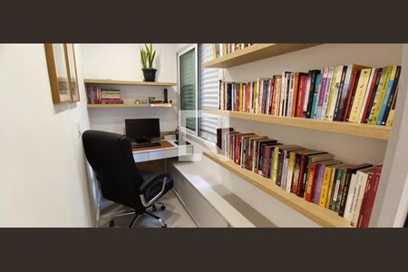 Apartamento à venda com 71m², 2 quartos e 1 vaga Apartamento à venda com 71m², 2 quartos e 1 vagaEscritório