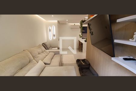 Apartamento à venda com 71m², 2 quartos e 1 vaga Apartamento à venda com 71m², 2 quartos e 1 vagaSala