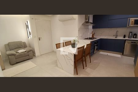 Apartamento à venda com 71m², 2 quartos e 1 vaga Apartamento à venda com 71m², 2 quartos e 1 vagaSala/Cozinha