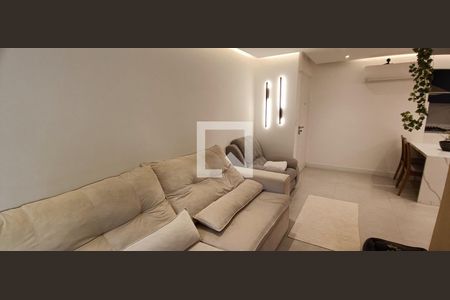 Apartamento à venda com 71m², 2 quartos e 1 vaga Apartamento à venda com 71m², 2 quartos e 1 vagaSala