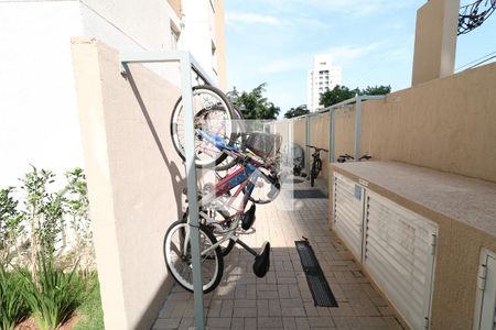 Apartamento à venda com 40m², 2 quartos e sem vagaÁrea comum