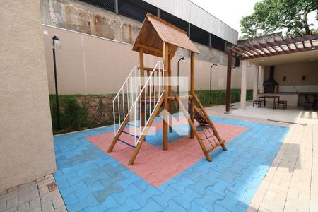 Apartamento à venda com 40m², 2 quartos e sem vagaÁrea comum - Playground