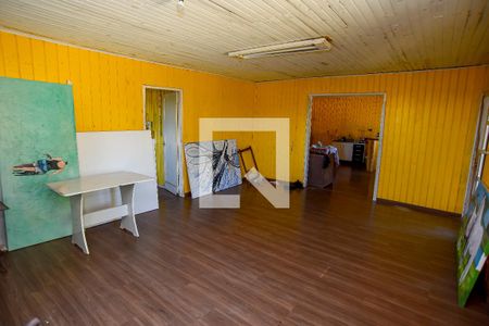 Casa para alugar com 100m², 2 quartos e 10 vagasSala