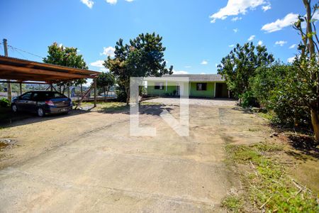 Casa para alugar com 100m², 2 quartos e 10 vagasFachada