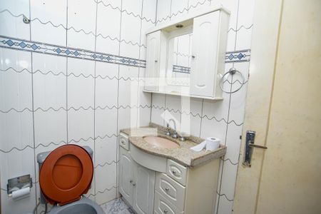 Casa para alugar com 100m², 2 quartos e 10 vagasBanheiro