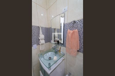 Casa à venda com 200m², 3 quartos e 2 vagasBanheiro 3