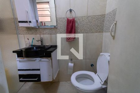 Casa à venda com 200m², 3 quartos e 2 vagasBanheiro 1