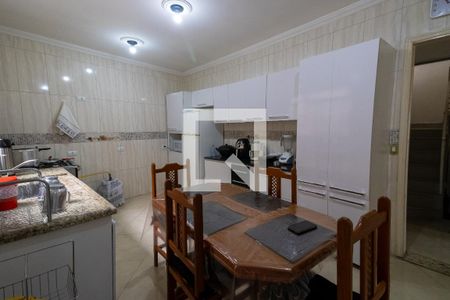 Casa à venda com 200m², 3 quartos e 2 vagasCozinha