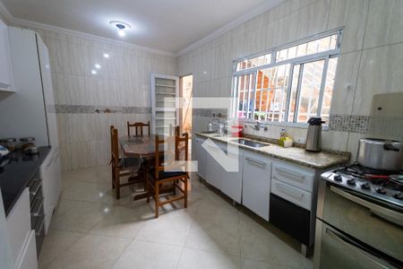 Casa à venda com 200m², 3 quartos e 2 vagasCozinha