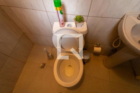 Casa à venda com 200m², 3 quartos e 2 vagasBanheiro 4