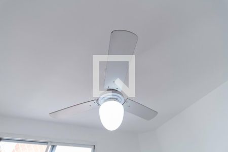 Quarto 1 de apartamento para alugar com 2 quartos, 50m² em Piratininga (venda Nova), Belo Horizonte