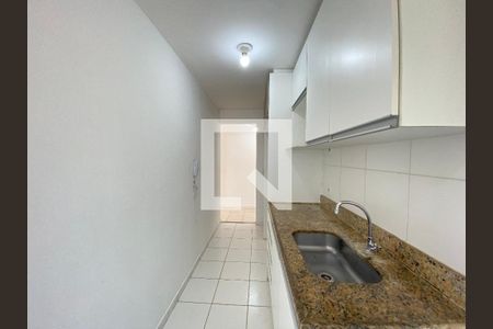 Apartamento à venda com 66m², 3 quartos e 1 vaga Apartamento à venda com 66m², 3 quartos e 1 vagaCozinha e Área de Serviço
