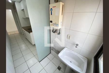 Apartamento à venda com 66m², 3 quartos e 1 vaga Apartamento à venda com 66m², 3 quartos e 1 vagaCozinha e Área de Serviço