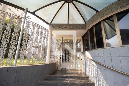Apartamento para alugar com 189m², 3 quartos e 1 vaga Apartamento para alugar com 189m², 3 quartos e 1 vagaFachada