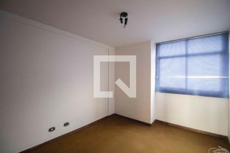 Apartamento para alugar com 189m², 3 quartos e 1 vaga Apartamento para alugar com 189m², 3 quartos e 1 vagaQuarto 2