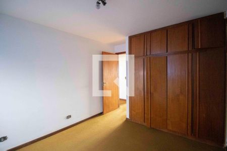 Apartamento para alugar com 189m², 3 quartos e 1 vaga Apartamento para alugar com 189m², 3 quartos e 1 vagaQuarto 2