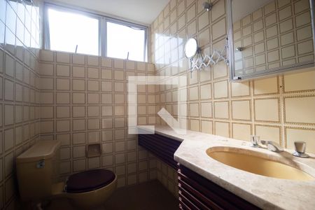 Apartamento para alugar com 189m², 3 quartos e 1 vaga Apartamento para alugar com 189m², 3 quartos e 1 vagaBanheiro 2