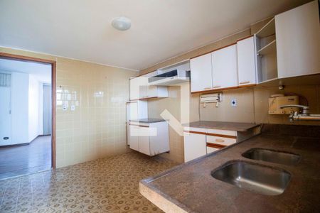 Apartamento para alugar com 189m², 3 quartos e 1 vaga Apartamento para alugar com 189m², 3 quartos e 1 vagaCozinha