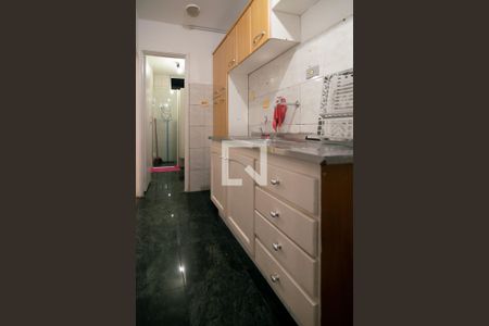 Cozinha de apartamento para alugar com 1 quarto, 40m² em Bela Vista, São Paulo