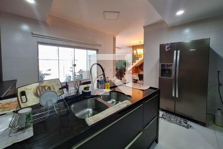 Casa à venda com 350m², 5 quartos e 1 vagaCozinha