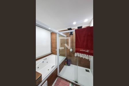 Casa à venda com 350m², 5 quartos e 1 vagaBanheiro da Suíte 5