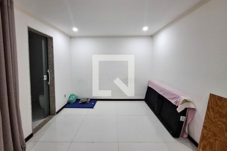 Casa à venda com 350m², 5 quartos e 1 vagaSuíte 4