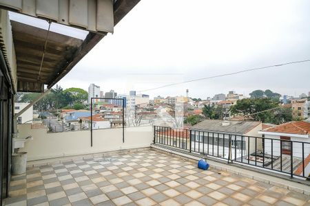 Casa à venda com 200m², 3 quartos e 2 vagasVaranda