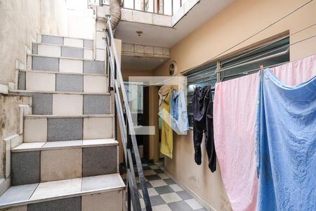 Casa à venda com 200m², 3 quartos e 2 vagasÁrea de serviço