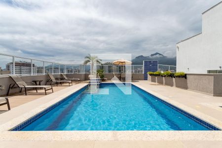 Apartamento à venda com 44m², 1 quarto e 1 vaga Apartamento à venda com 44m², 1 quarto e 1 vagaÁrea comum - Piscina