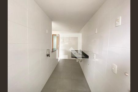 Apartamento à venda com 44m², 1 quarto e 1 vaga Apartamento à venda com 44m², 1 quarto e 1 vagaCozinha e Área de Serviço