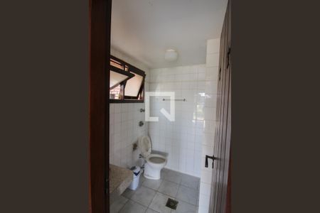 Casa à venda com 379m², 4 quartos e 4 vagasDependência de Serviço