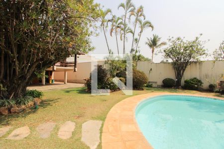 Casa à venda com 379m², 4 quartos e 4 vagasPiscina