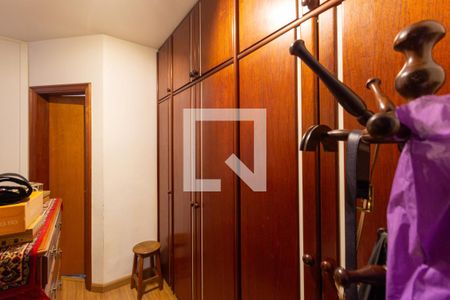 Apartamento à venda com 187m², 5 quartos e 3 vagasCloset da Suíte 3