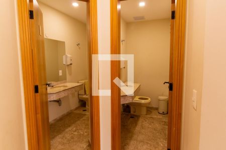 Apartamento à venda com 187m², 5 quartos e 3 vagasÁrea Comum - Salão de Festas - Banheiros