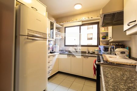 Apartamento à venda com 187m², 5 quartos e 3 vagasCozinha