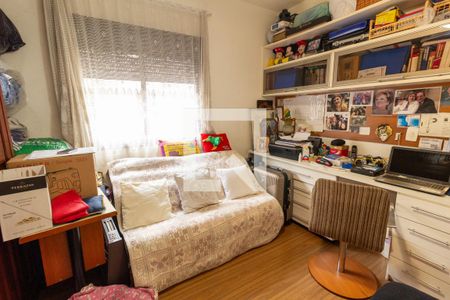 Apartamento à venda com 187m², 5 quartos e 3 vagasQuarto