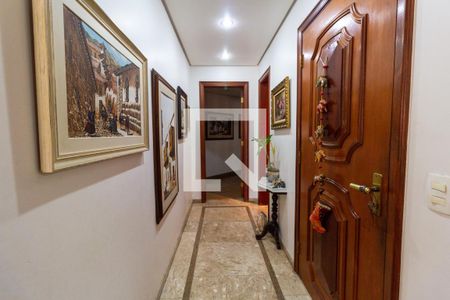 Apartamento à venda com 187m², 5 quartos e 3 vagasCorredor