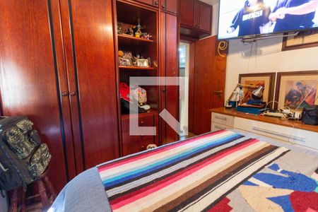 Apartamento à venda com 187m², 5 quartos e 3 vagasSuíte 1