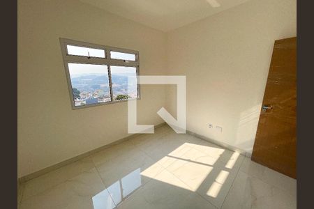 Apartamento à venda com 180m², 3 quartos e 2 vagasQuarto 2 suite