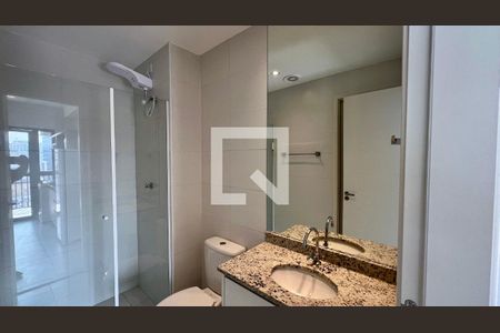 Banheiro Compartilhado c/Suite de apartamento para alugar com 2 quartos, 40m² em Pinheiros, São Paulo