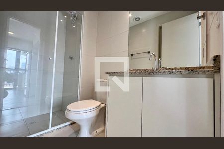 Banheiro Compartilhado c/Suite de apartamento para alugar com 2 quartos, 40m² em Pinheiros, São Paulo