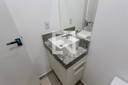Apartamento à venda com 58m², 2 quartos e 1 vaga Apartamento à venda com 58m², 2 quartos e 1 vagaBanheiro