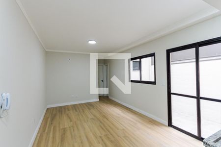 Sala e Cozinha de apartamento à venda com 2 quartos, 58m² em Vila Curuçá, Santo André