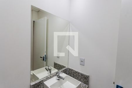 Apartamento à venda com 60m², 2 quartos e 1 vaga Apartamento à venda com 60m², 2 quartos e 1 vagaBanheiro