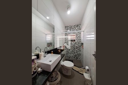 Casa para alugar com 40m², 1 quarto e sem vaga Casa para alugar com 40m², 1 quarto e sem vagaBanheiro